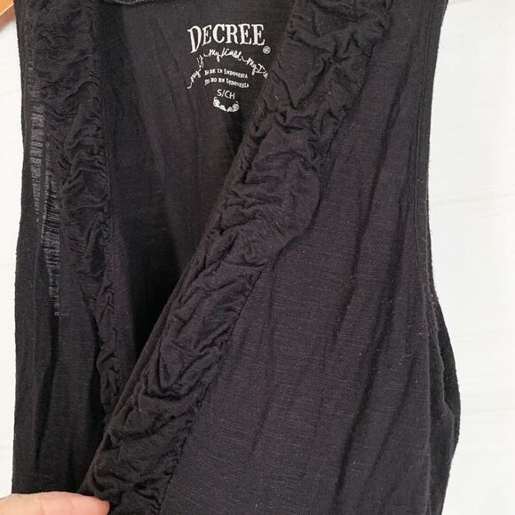 Decree S Top Solid Black Sleeveless Layer with Peplum Open Front Festivals! - Picture 4 of 7